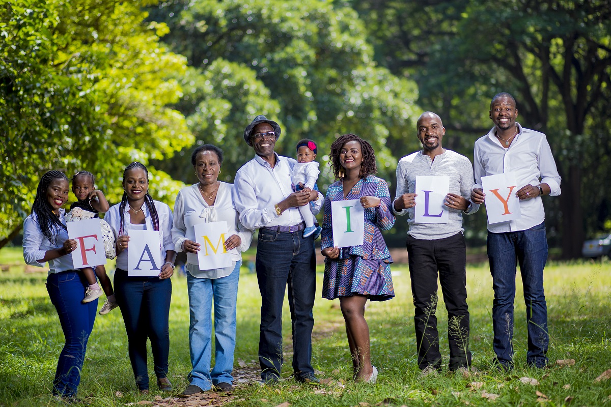 Pauline-Murigi-with-family